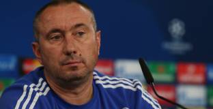 Мъри Стоилов: Темата с треньорския пост в Левски ми е неприятна